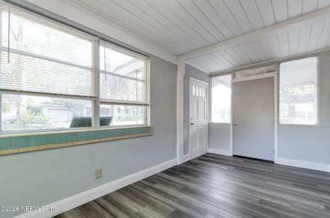 1824 W 10th Street, Jacksonville FL - photo 10 of 21