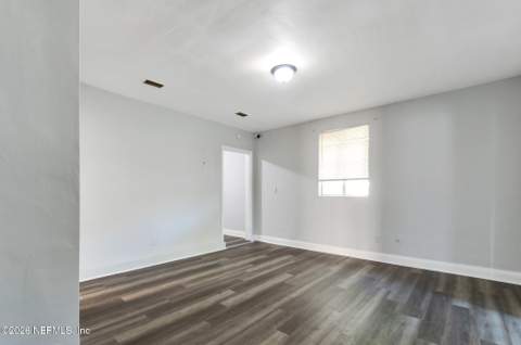 1824 W 10th Street, Jacksonville FL - photo 7 of 21