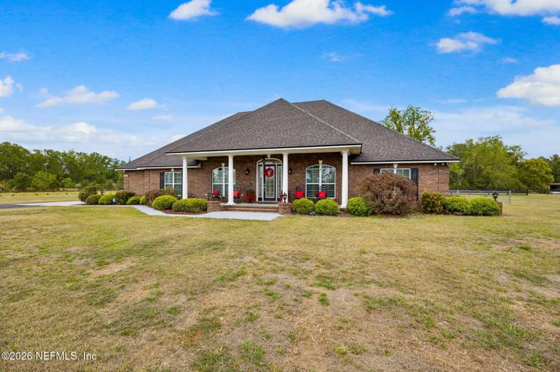 4 bedroom Single Family Residence at 5913 Southern States Nursery Road, Macclenny, Macclenny — photo 5