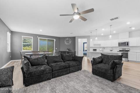 12278 Gillespie Avenue, Jacksonville FL - photo 9 of 30