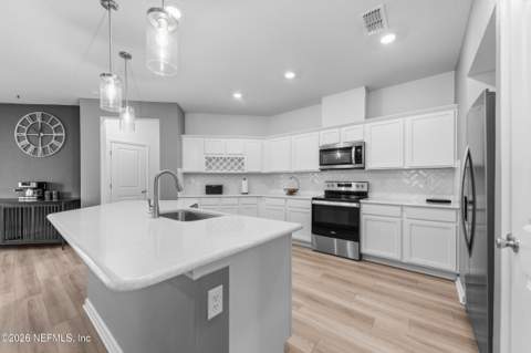 12278 Gillespie Avenue, Jacksonville FL - photo 14 of 30