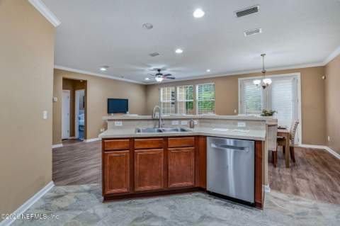 12622 Pine Marsh Way, Jacksonville FL - photo 13 of 44