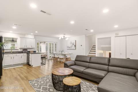 4411 Hartman Road, Jacksonville FL - photo 8 of 27