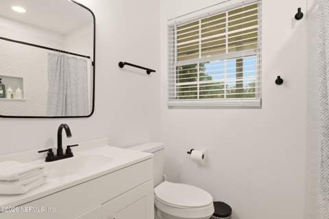 4411 Hartman Road, Jacksonville FL - photo 12 of 27
