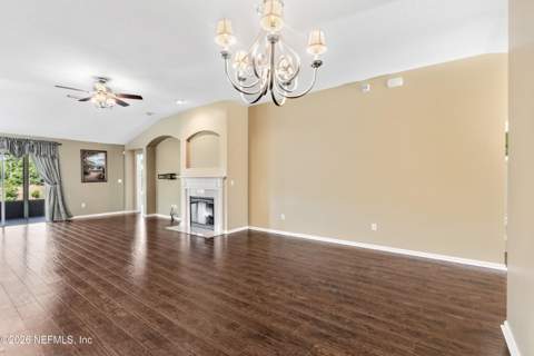 6933 Southern Oaks Drive, Jacksonville FL - photo 12 of 39