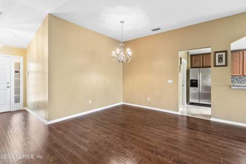 6933 Southern Oaks Drive, Jacksonville FL - photo 13 of 39