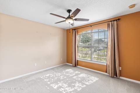 6933 Southern Oaks Drive, Jacksonville FL - photo 20 of 39