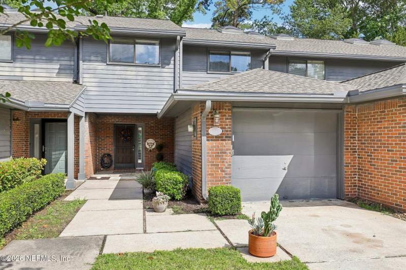 3 bedroom Condominium at 4145 Quiet Creek Loop, Ravines, Middleburg — photo 4