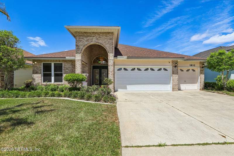 3 bedroom Single Family Residence at 1832 Chatham Village Drive, Chatham Village, Fleming Island — photo 4