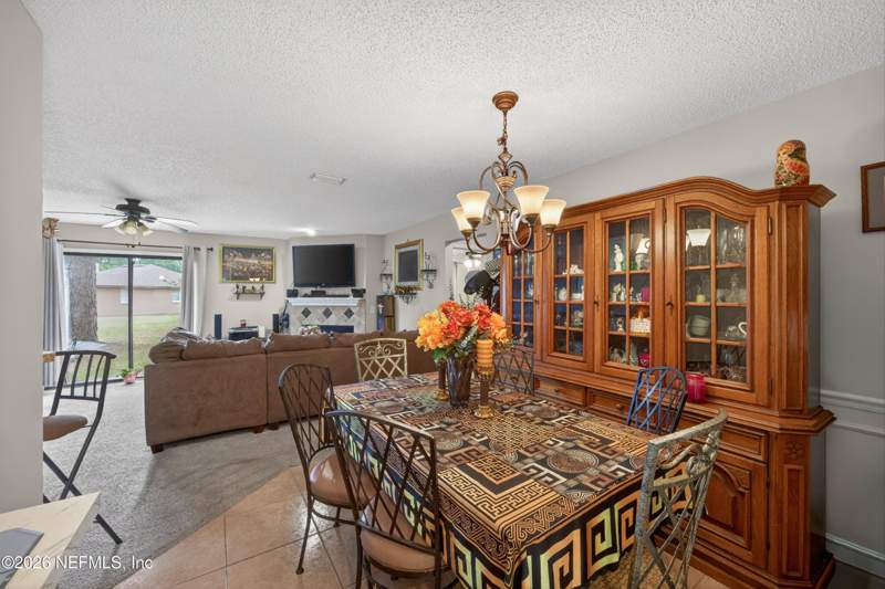 3 bedroom Single Family Residence at 8849 Victoria Landing Drive, Victoria Landing, Jacksonville — photo 4