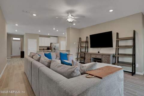 2857 Brambleton Place, Green Cove Springs FL - photo 15 of 62