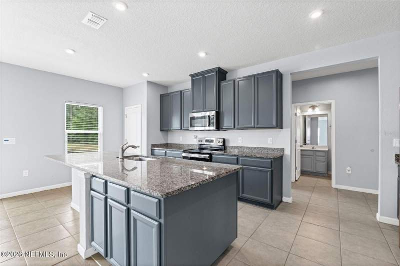 4 bedroom Single Family Residence at 1512 Tan Tara Trail, Panther Creek, Jacksonville — photo 5