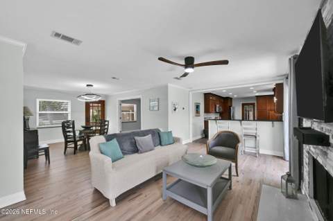 4173 Sunset Lane, Jacksonville FL - photo 18 of 56
