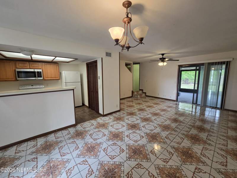 3 bedroom Townhouse at 745 Century 21 Drive, Century Point, Jacksonville — photo 4
