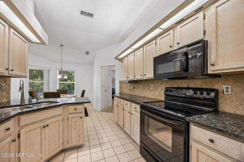 1389 Harrison Point Trail, Fernandina Beach FL - photo 24 of 44