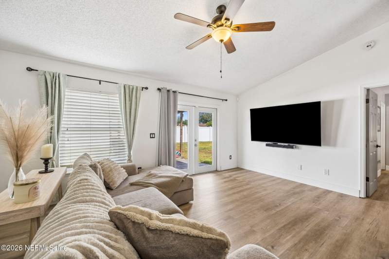 3 bedroom Single Family Residence at 1607 Castle Rock Court, Country Creek, Jacksonville — photo 4