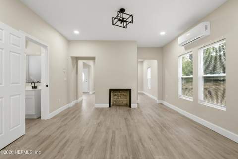 115 W 16th Street, Jacksonville FL - photo 15 of 40