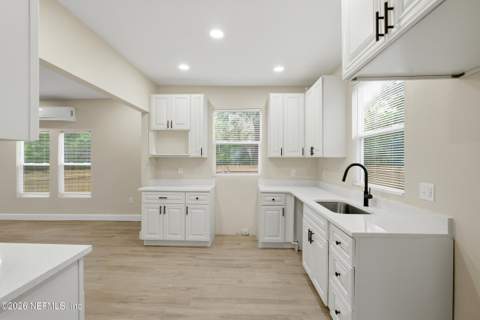 115 W 16th Street, Jacksonville FL - photo 18 of 40