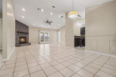 7304 Sweet Pea Trail, Jacksonville FL - photo 8 of 30