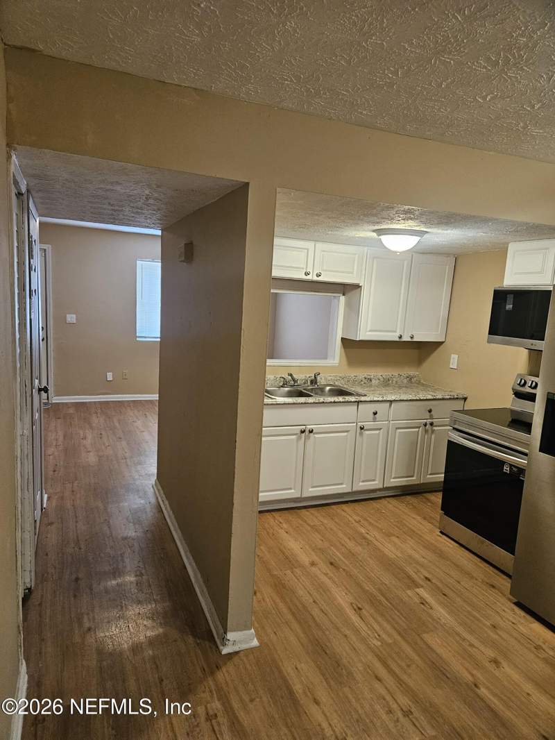3 bedroom Townhouse at 1975 ERLINE Drive, Ribault Manor, Jacksonville — photo 5