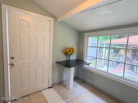 836 Gates Street, Jacksonville FL - photo 8 of 33