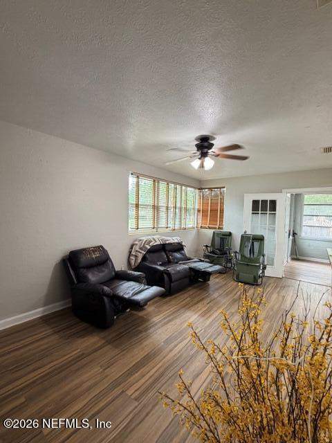 2 bedroom Single Family Residence at 836 Gates Street, Lake Forest, Jacksonville — photo 3