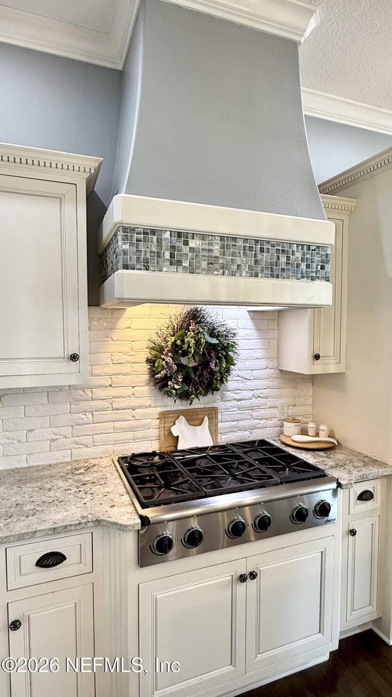 3 bedroom Single Family Residence at 127 River Road, Saratoga Harbor, Satsuma — photo 5