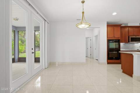 12513 Westberry Manor Drive, Jacksonville FL - photo 23 of 81