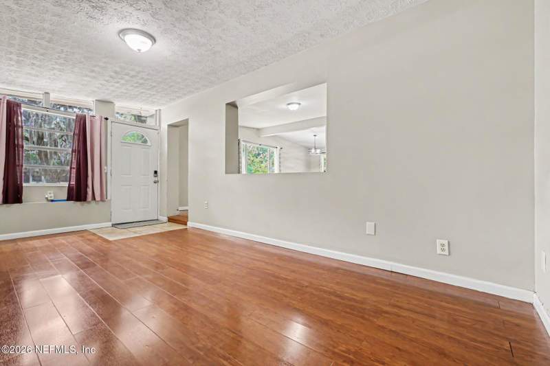 3 bedroom Single Family Residence at 6951 Bernay Avenue #5, Normandy Village, Jacksonville — photo 3