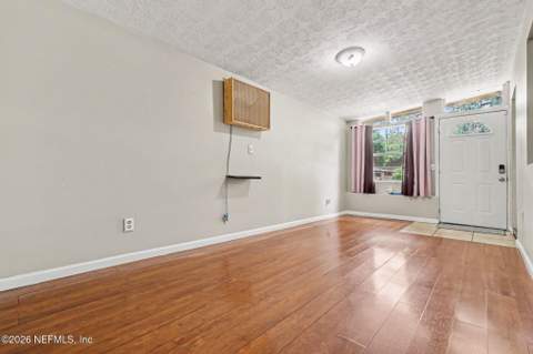 6951 Bernay Avenue #5, Jacksonville FL - photo 6 of 31