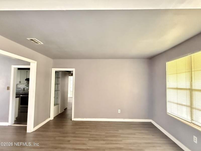 3 bedroom Single Family Residence at 8384 Delaware Avenue, Lake Forest, Jacksonville — photo 3