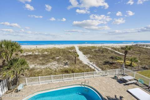 811 1st Street #Unit 10, Jacksonville Beach FL - photo 6 of 34