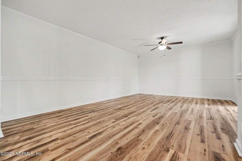 3 bedroom Townhouse at 10396 Bigtree Circle, Townhomes Of Big Tree, Jacksonville — photo 3