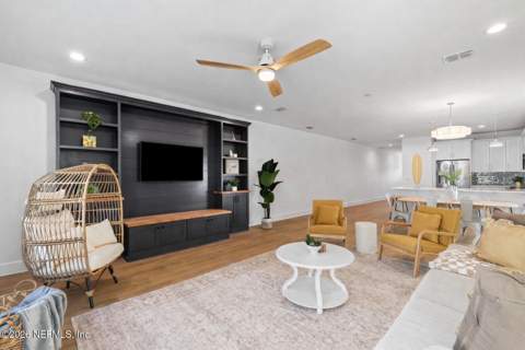 925 2nd Avenue, Jacksonville Beach FL - photo 23 of 60