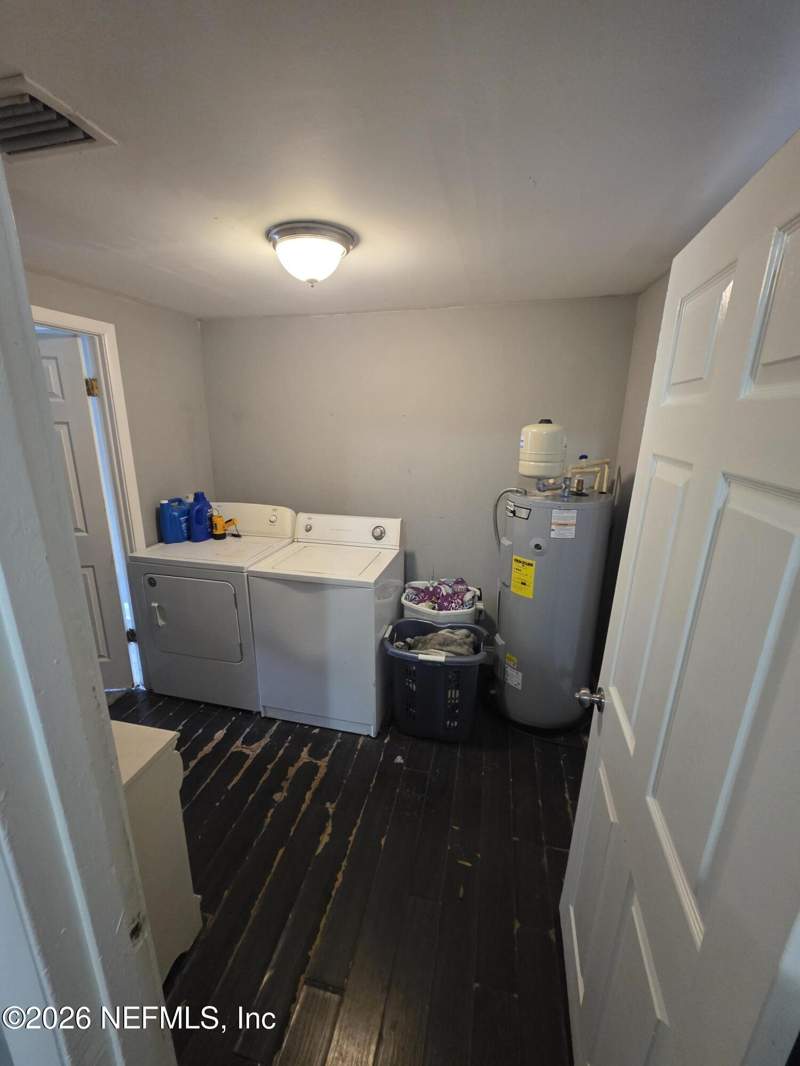 3 bedroom Single Family Residence at 9258 11th Avenue, Armstrong Riverview, Jacksonville — photo 4