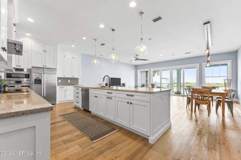 2340 Beach Boulevard, Jacksonville Beach FL - photo 9 of 58