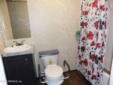 6426 Beryl Street, Jacksonville FL - photo 8 of 15