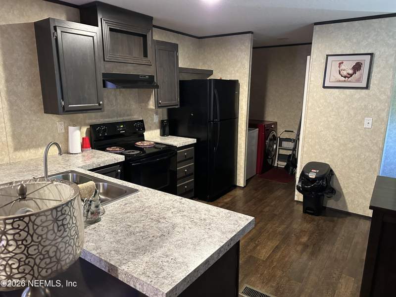 3 bedroom Mobile Home at 6426 Beryl Street, Golfair Terrace, Jacksonville — photo 2