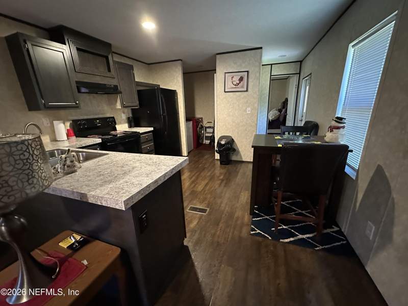 3 bedroom Mobile Home at 6426 Beryl Street, Golfair Terrace, Jacksonville — photo 5