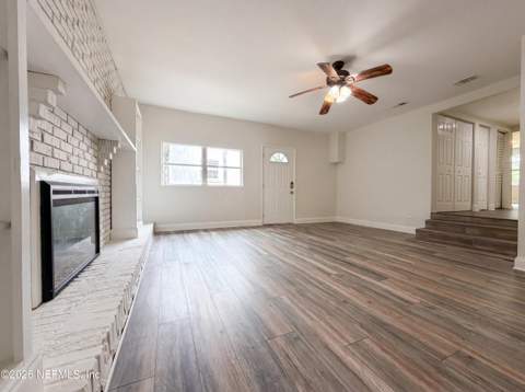 7008 Thurston Road, Jacksonville FL - photo 7 of 19