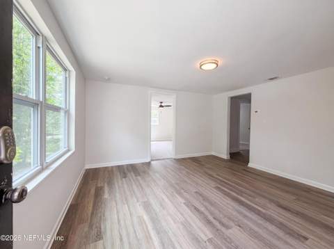 7008 Thurston Road, Jacksonville FL - photo 8 of 19