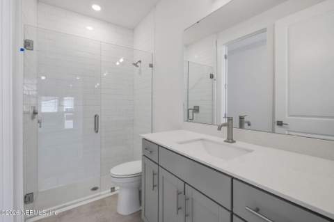 1091 1st Avenue, Jacksonville Beach FL - photo 9 of 33