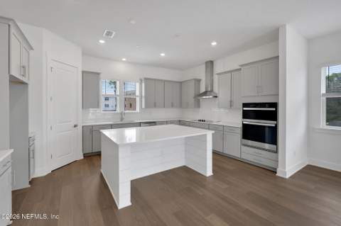 1091 1st Avenue, Jacksonville Beach FL - photo 16 of 33