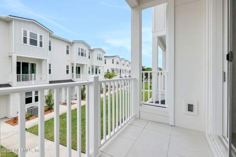 1091 1st Avenue, Jacksonville Beach FL - photo 21 of 33