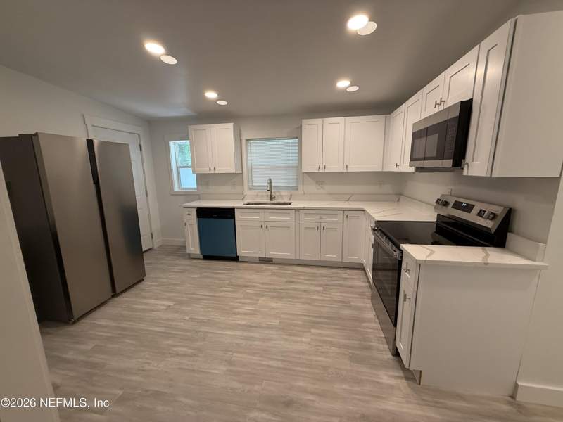 2 bedroom Single Family Residence at 4208 Homer Road, Cleveland Heights, Jacksonville — photo 3