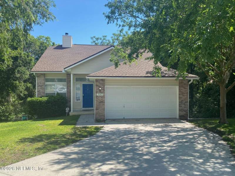 3 bedroom Single Family Residence at 7043 Valley Crest Court, Fort Caroline Hills, Jacksonville — photo 2