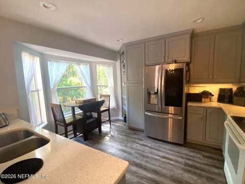 7043 Valley Crest Court, Jacksonville FL - photo 20 of 35