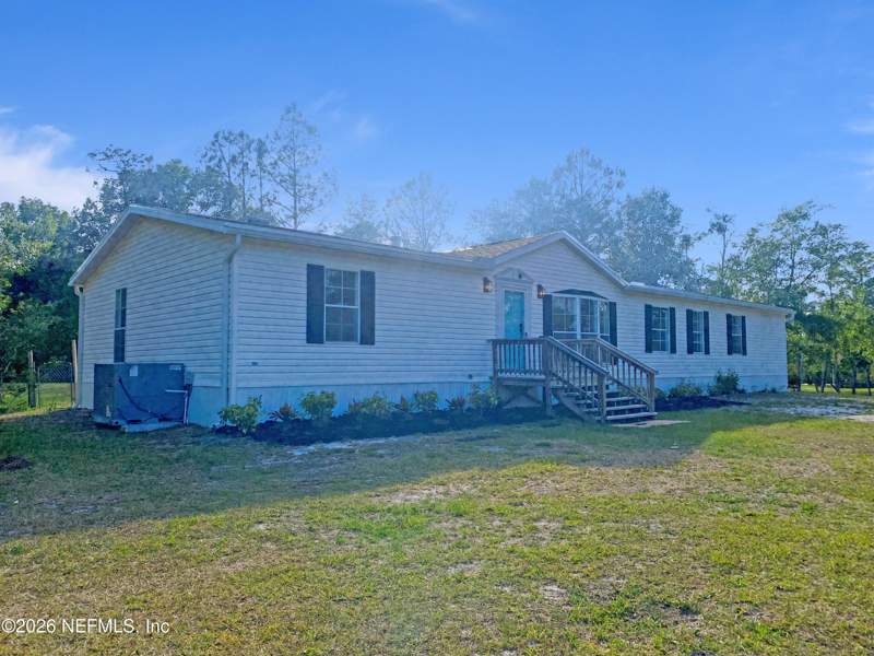 4 bedroom Mobile Home at 195 Yucca Street, Jacksonville South, Middleburg — photo 2