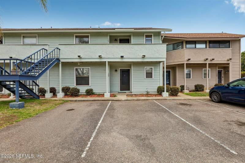 2 bedroom Condominium at 162 Governor Street #206, Governors Landing, Green Cove Springs — photo 2