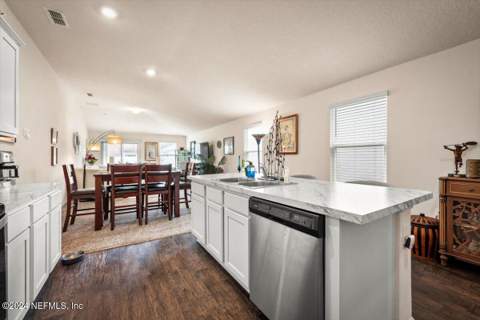 2302 Falling Star Lane, Green Cove Springs FL - photo 12 of 33